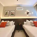 Serindu Cozy Mslim Homestay With Private Pool And Bbq